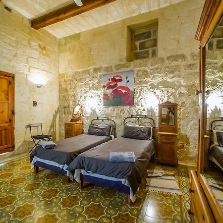 "Steves Villas" Villa Ta Rosi ซากฮรา ภายนอก รูปภาพ