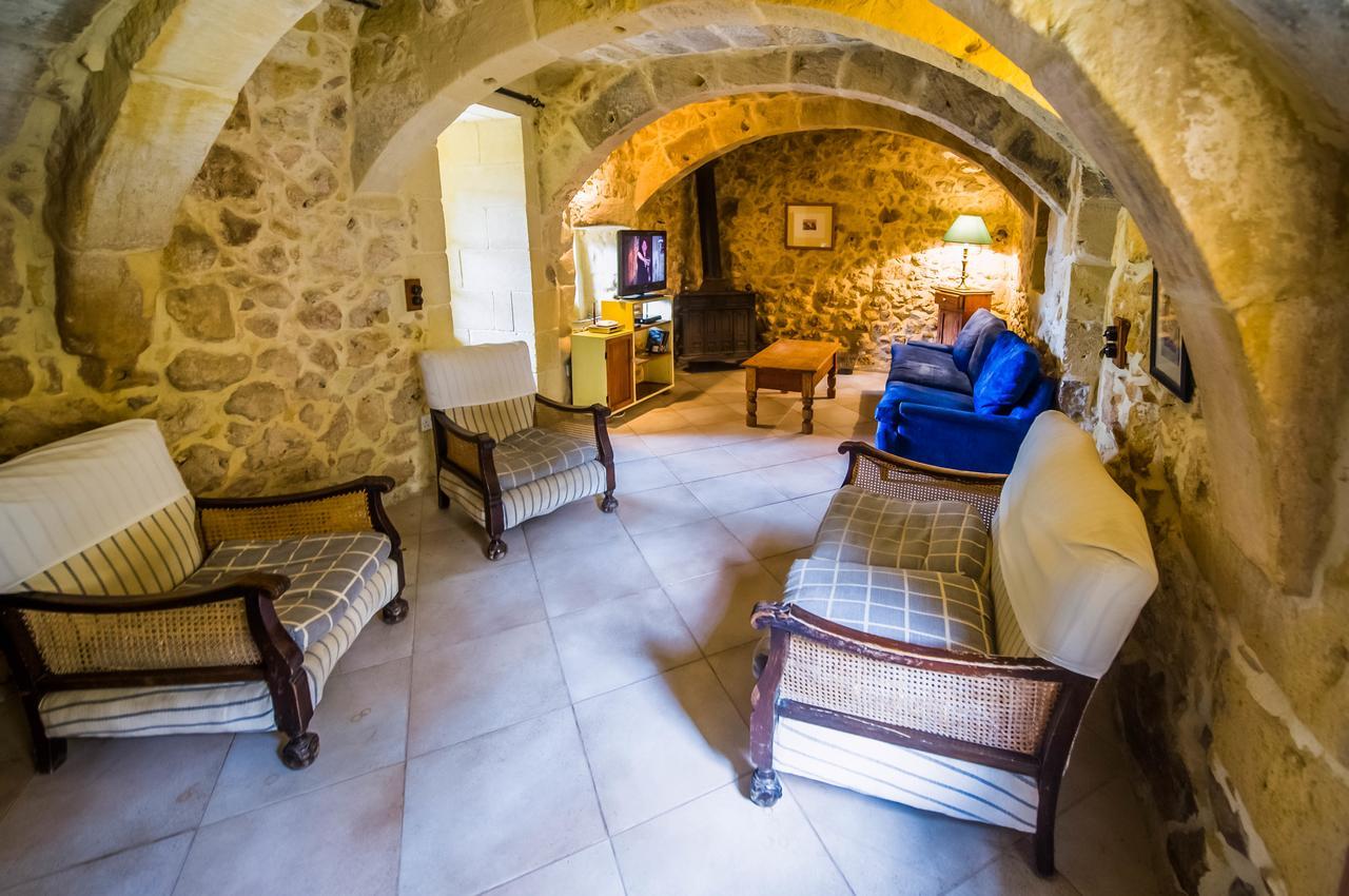 "Steves Villas" Villa Ta Rosi ซากฮรา ภายนอก รูปภาพ