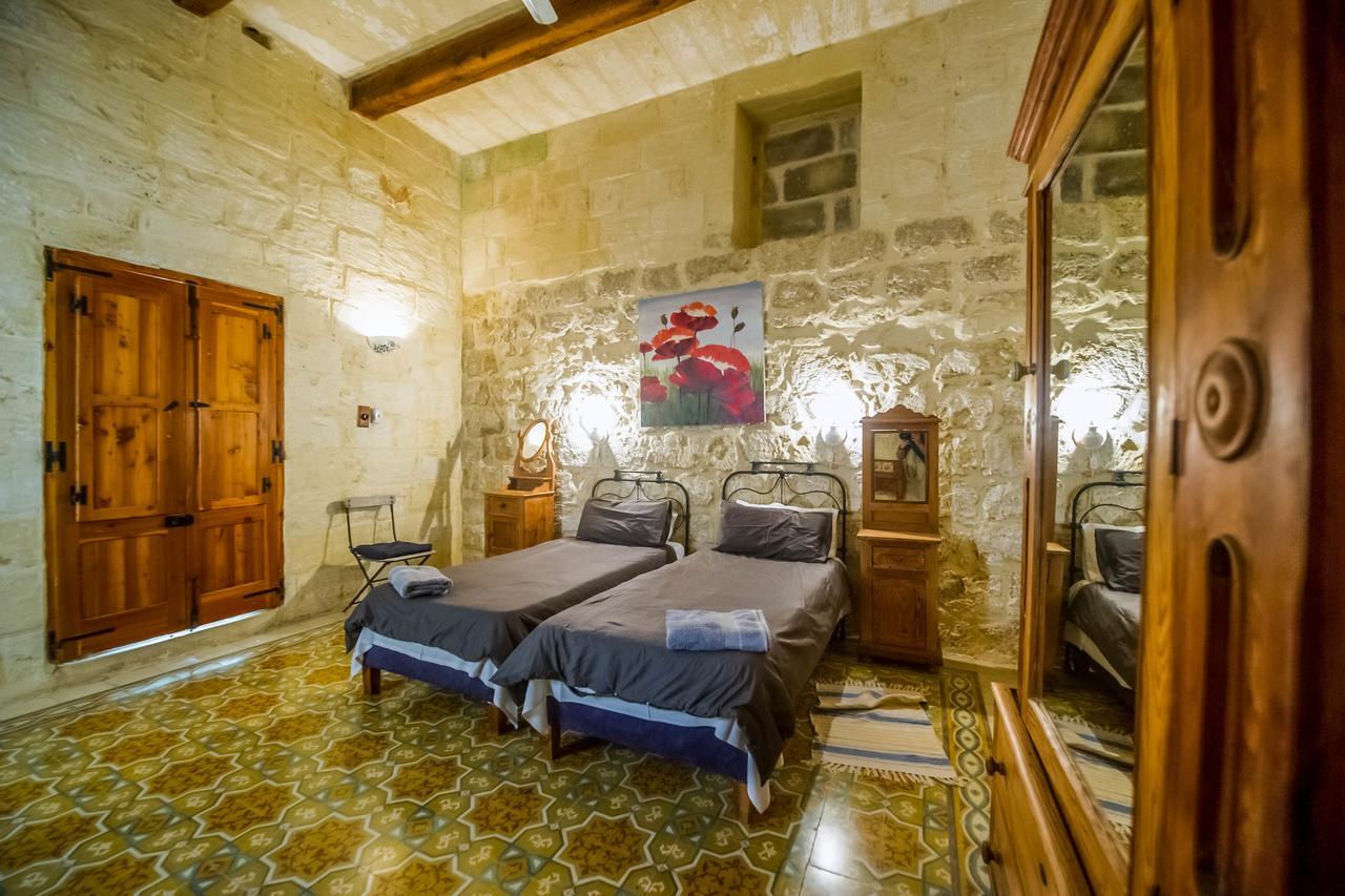 "Steves Villas" Villa Ta Rosi ซากฮรา ภายนอก รูปภาพ
