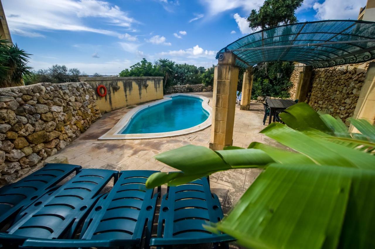 "Steves Villas" Villa Ta Rosi ซากฮรา ภายนอก รูปภาพ